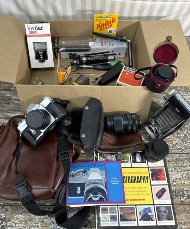Camera box lot - Vintage Kodak tourist,