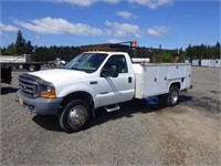 2001 Ford F550 11' S/A Utility Truck