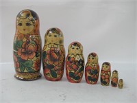 9" Tall Wood Russian Nesting Dolls Set Of 7
