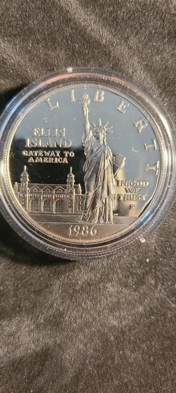1986 S Ellis Island Commerative $1.00--proof?