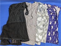 (4) Assorted Nursing Covers [Uhinoos&more]