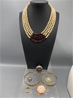 Antique and vintage jewelry