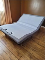 ultramatic style queen bed with remote