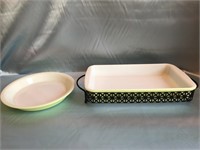 PYREX 12" BAKING DISH WITH CARRIER AND 9” PIE