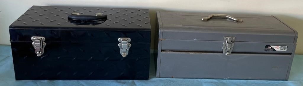 W - LOT OF 2 METAL TOOL BOXES (G107_