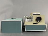 Argus 500 Automatic Projector Powers On