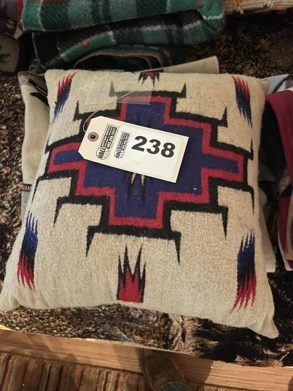 Southwest style pillow & blanket