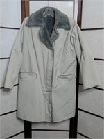 Ladies M-L grey jacket good condition