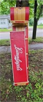 C1)Leinenkugels. Bar display size is13 by60 inches