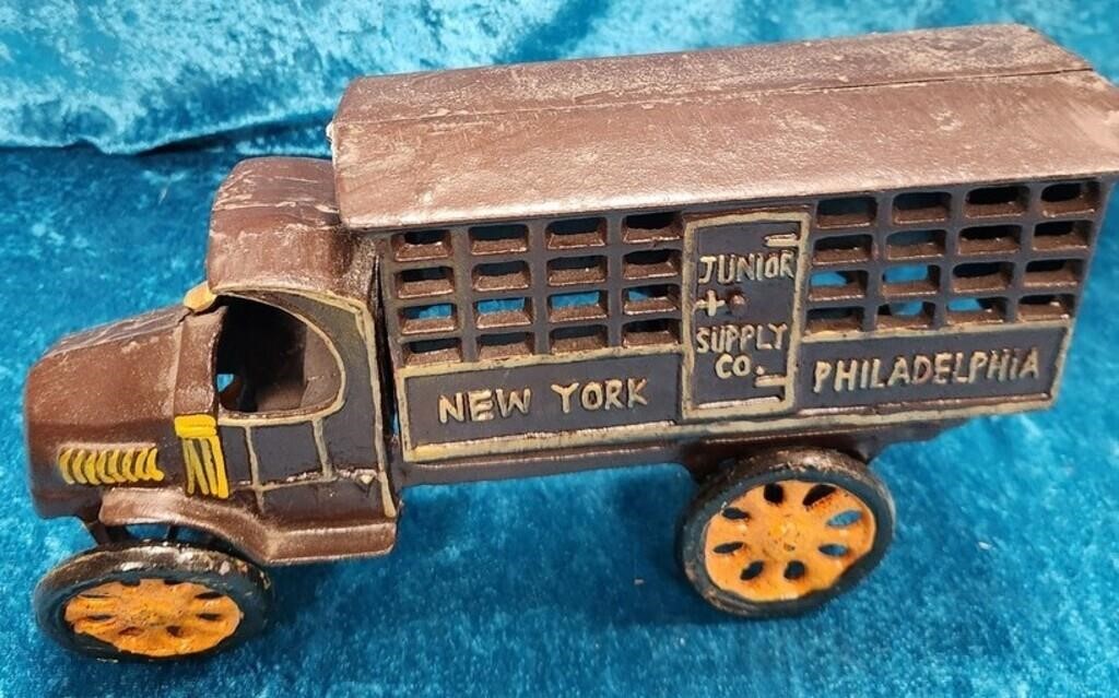 11 - VINTAGE TOY TRUCK (A90)