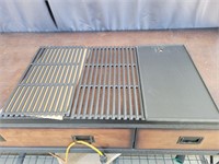 Cast iron grill grates and flat top