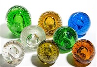 ASSORTED CONTROLLED BUBBLE PAPERWEIGHTS, LOT OF