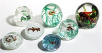 ASSORTED ANIMAL LAMPWORK PAPERWEIGHTS, LOT OF