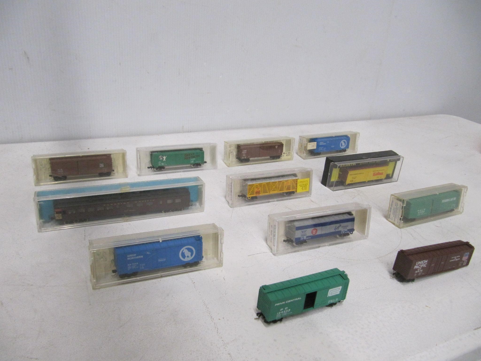 N SCALE MODEL TRAIN ROLLING STOCK