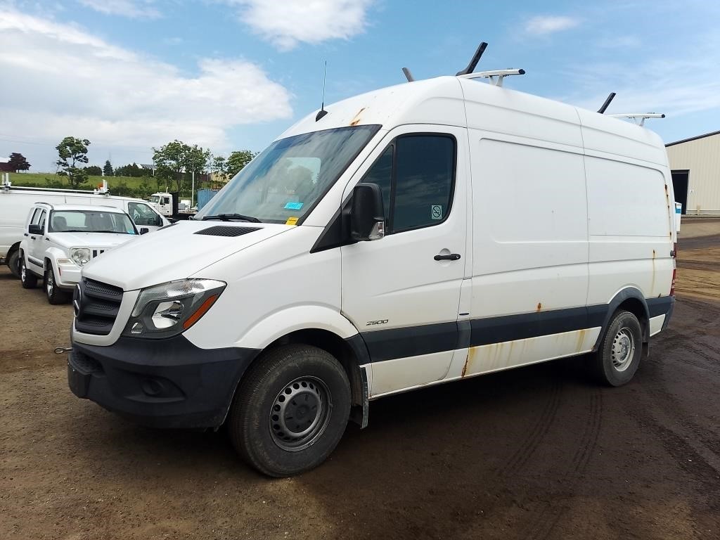 2016 Mercedes Benz Sprinter Van