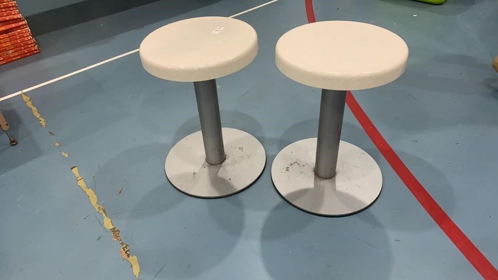 Metal and fiberglass biolab stools 15x18 inches