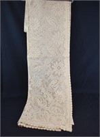 58" x 60" Irish Lace Table Cloth