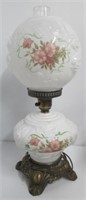 Vintage milk glass Gone with the Wind style lamp