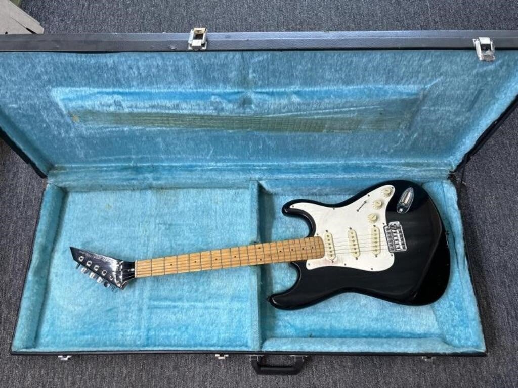 Stage Guitars CS-350 Electric Guitar in Case