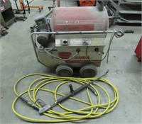 Landa Hot Water Pressure Washer