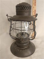 CRI& P railroad lantern