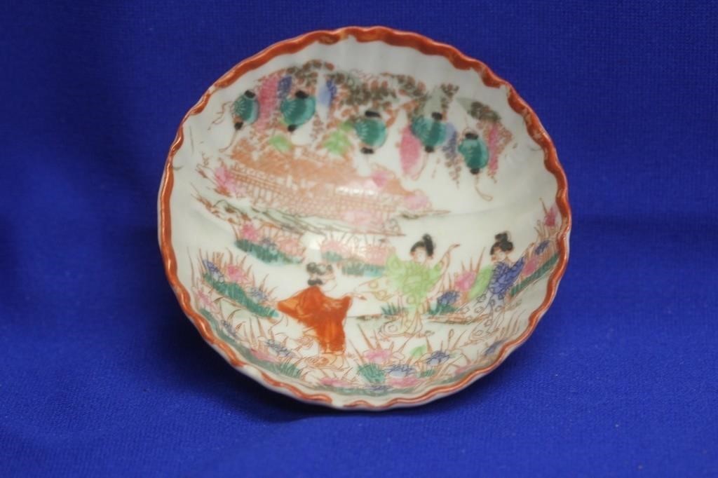 A Japanese Nippon Geisha Girl Bowl