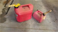 2 gas cans, small ones for chainsaw