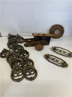 Assorted Hardware lot, Drawer Pulls Door Knobs