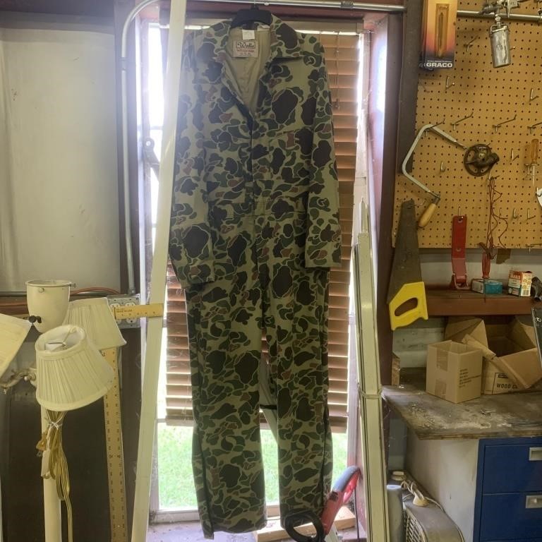 Vintage Walls Coveralls XL