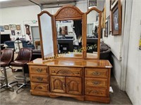 VINTAGE HARDWOOD VANITY DRESSER