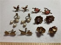 6 sets vintage earrings