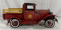 Decorator Metal Fire Truck w/ 1931 Plate