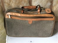 Hartman soft side suitcase