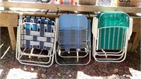 5 vintage style lawn chairs