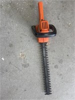 Electric hedge trimmer