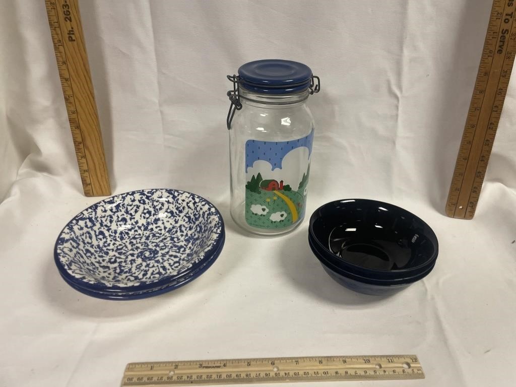 Blue bowls and jar