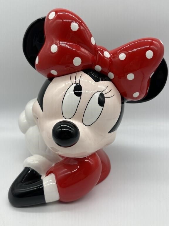 Minnie Mouse Cookie Jar by Treasure Craft