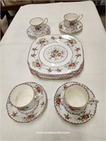 R.A. Petit Point 4 Dinner Plates, 4 Cups & 4 Sauce