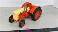 ERTL 1/16 scale Case Model 600 Tractor.