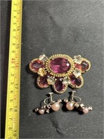 Vintage pink rhinestone brooch and earrings