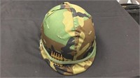 1 vintage us military combat helmet