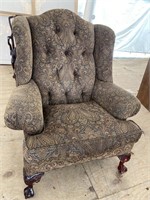OVER SIZED CHPPENDALE TUFTED WING BACK CHAIR