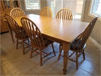 Beautiful Solid Oak Dining Room Table And 6