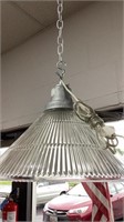 Industrial style hanging light, 1 bulb, has wire,