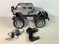 Jeep Remote Control Car W/Controller & Charger