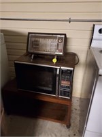 WOOD STAND / MICROWAVE AND HEATER