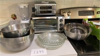 Small Kitchen Appliance Pyrex Lot, Stainless Bowls