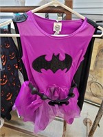 DC Comics Halloween costumes size s?