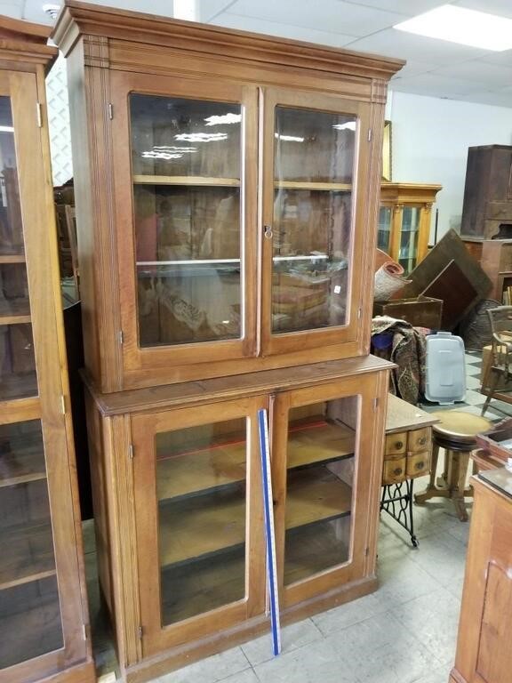 WALNUT 2 PC KITCHEN CABINET W/ 4 GLASS DOORS