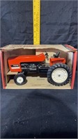 ERTL 7045 Allis- Chalmers tractor in box
Missing